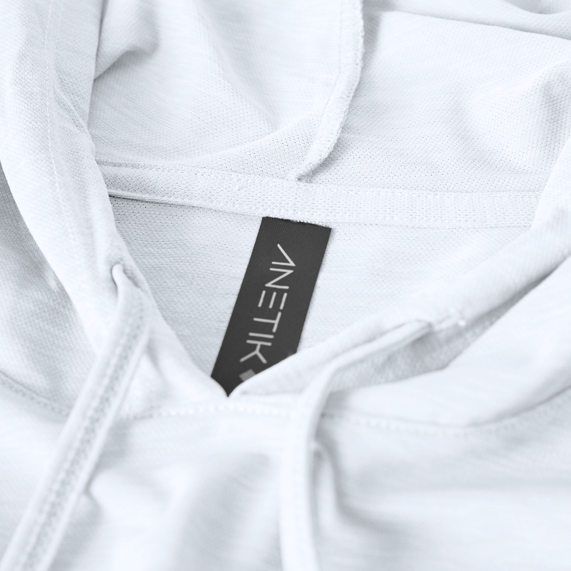 WHITE HEATHERED