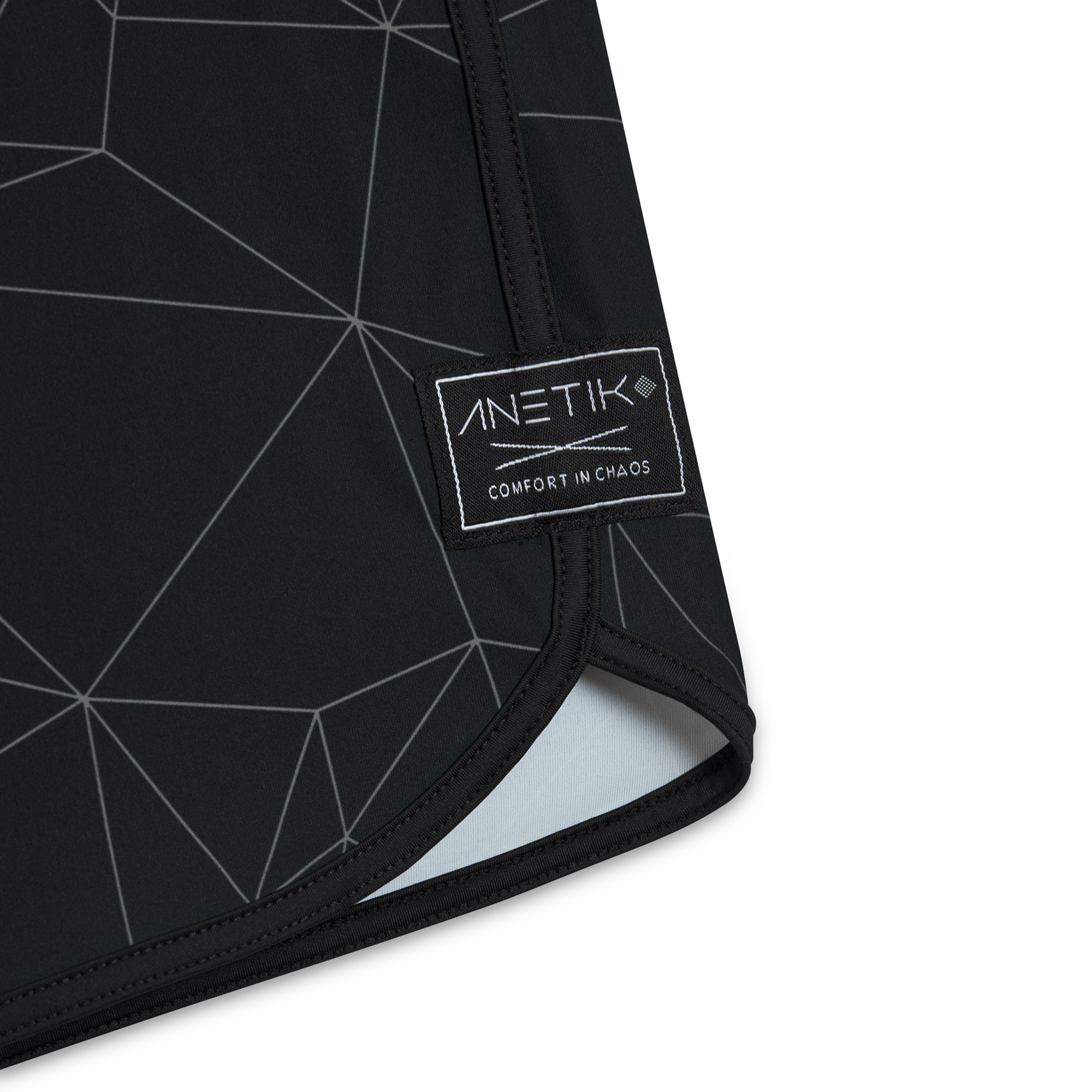 FRACTAL BLACK